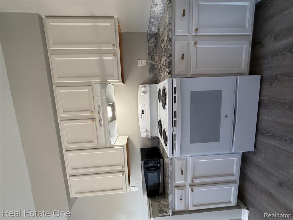 403 Water Tower Circle Property Photo 4