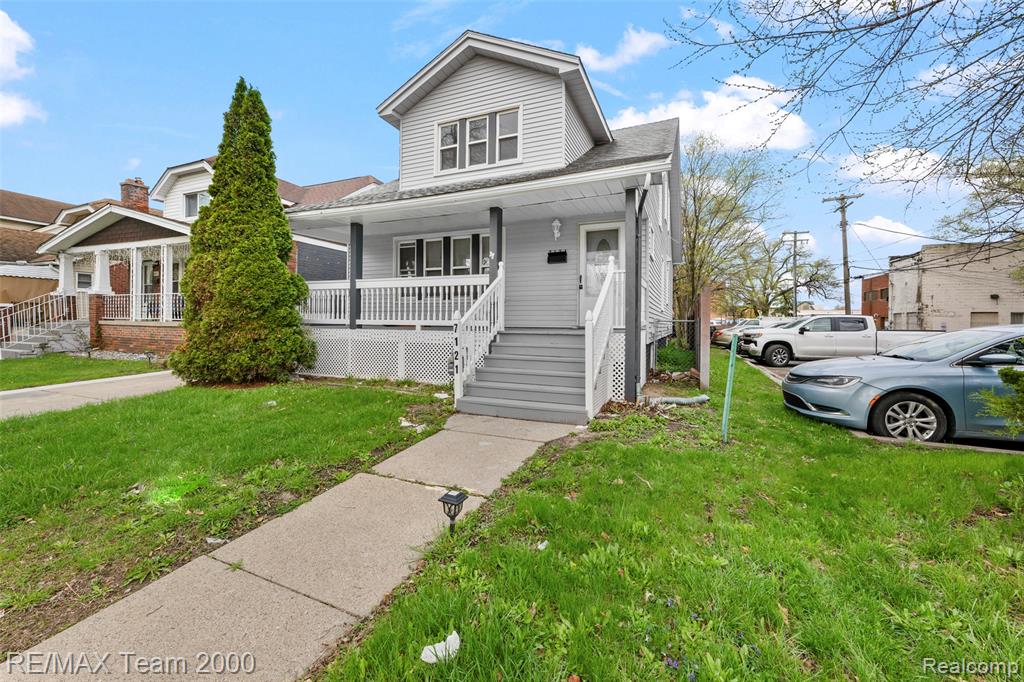 7121 Pinehurst Street Property Photo 1