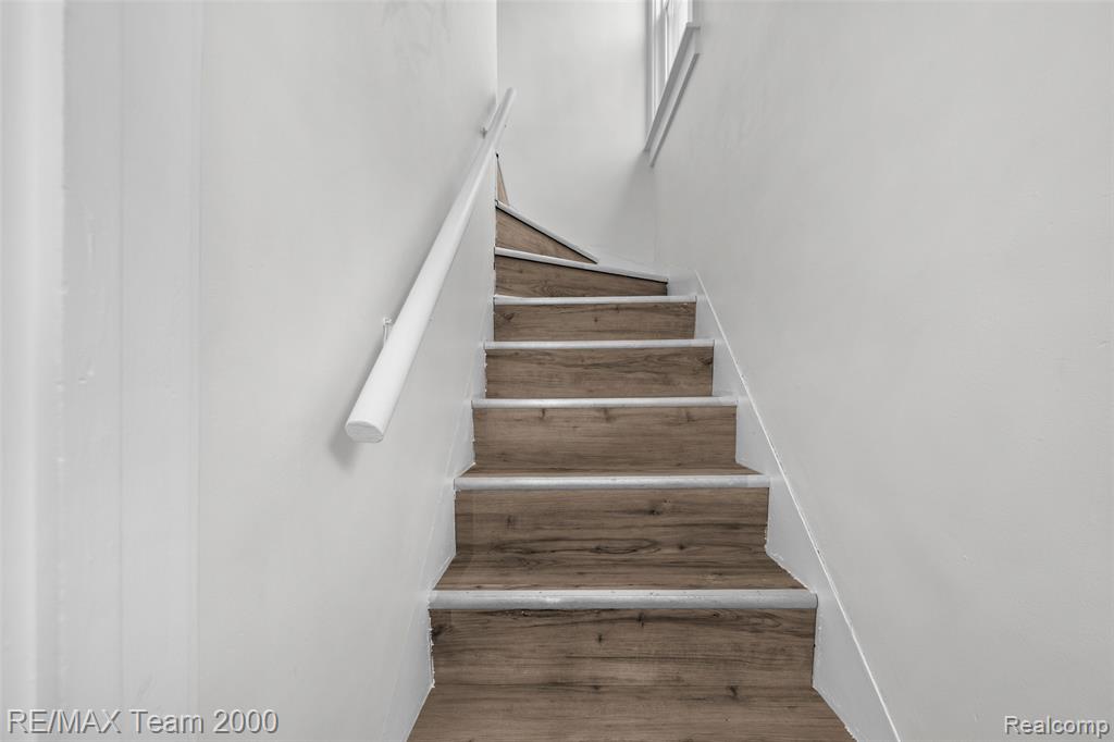 7121 Pinehurst Street Property Photo 21