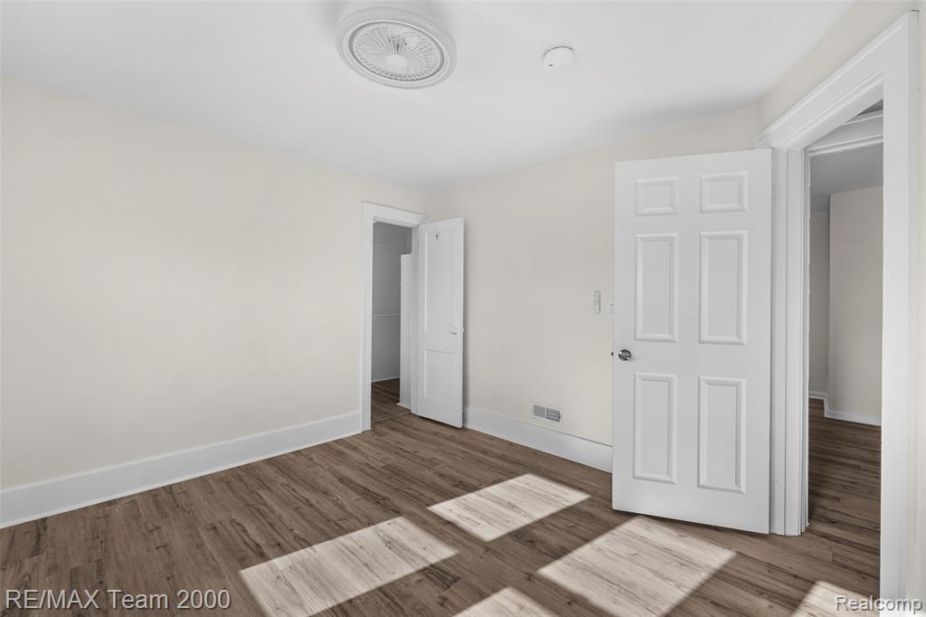 7121 Pinehurst Street Property Photo 27