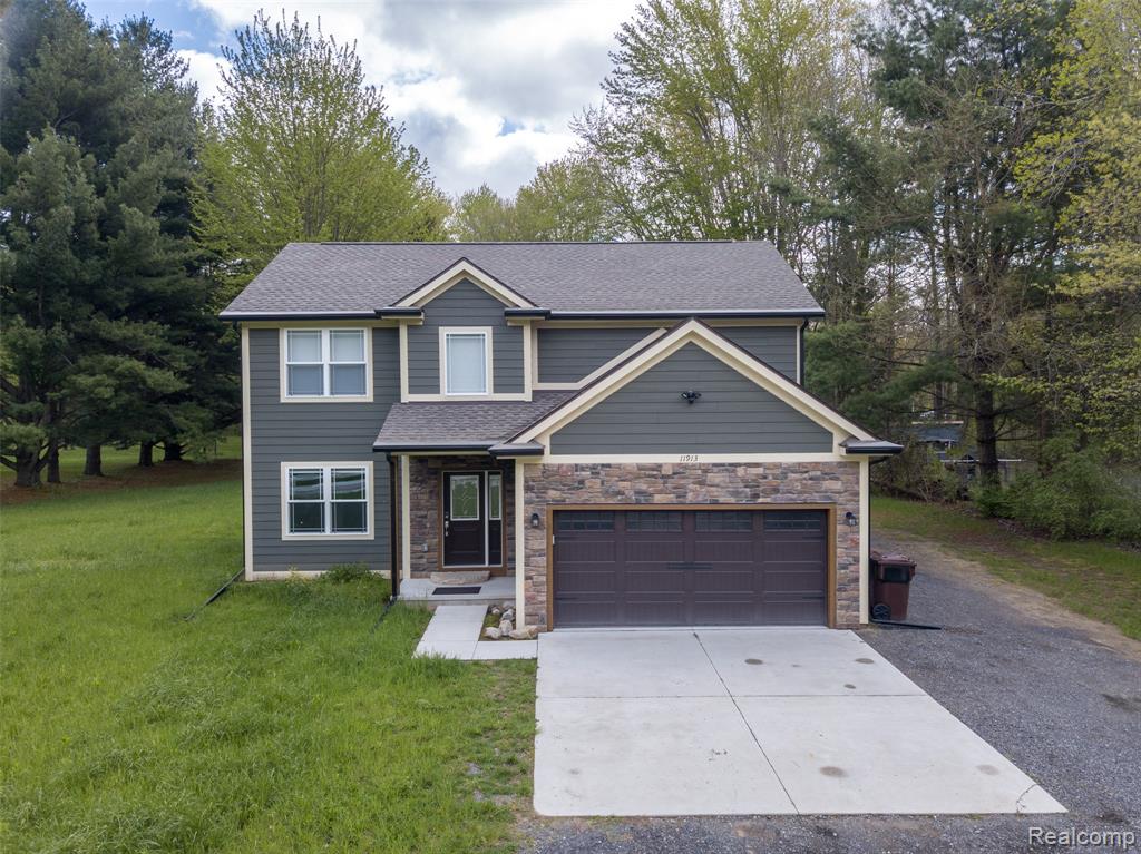 11913 Tuttle Hill Road Property Photo 1