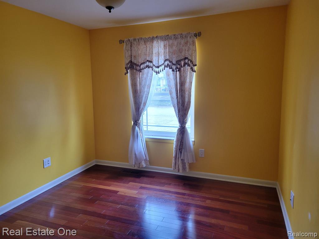 6927 Northpoint Drive Property Photo 21