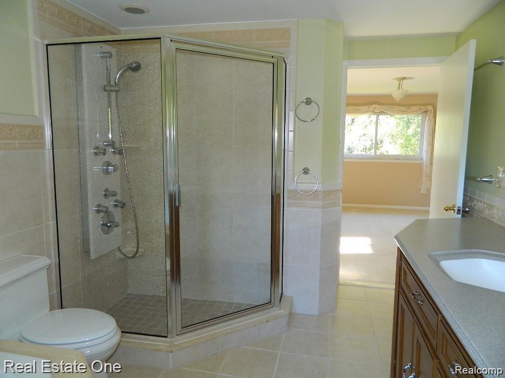 6927 Northpoint Drive Property Photo 25
