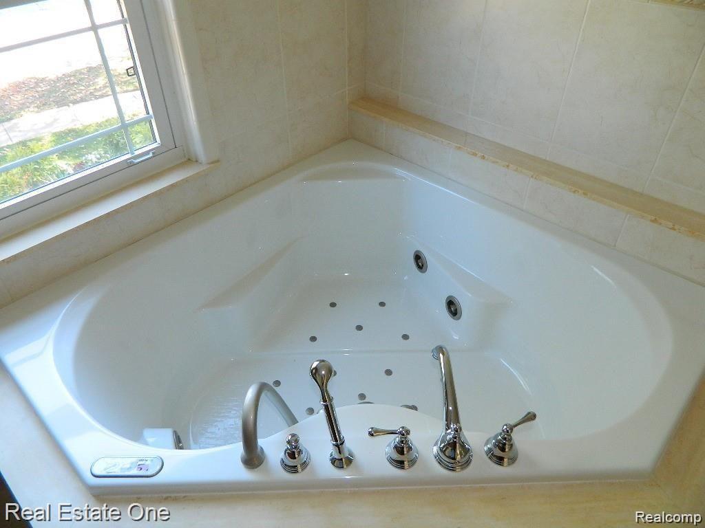 6927 Northpoint Drive Property Photo 26