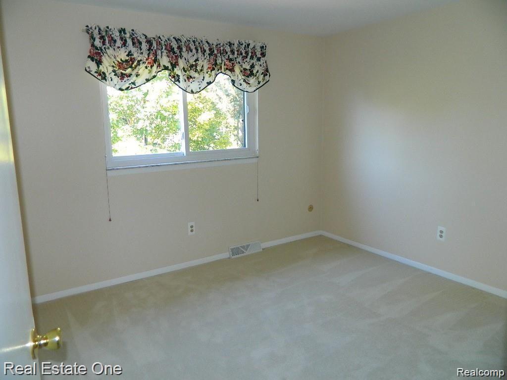 6927 Northpoint Drive Property Photo 29