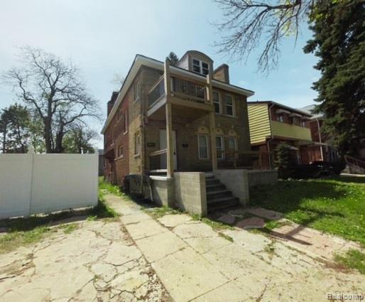 2491-2493 Calvert Avenue Property Photo 4