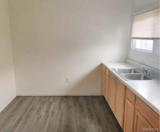2491-2493 Calvert Avenue Property Photo 11