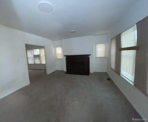2491-2493 Calvert Avenue Property Photo 16