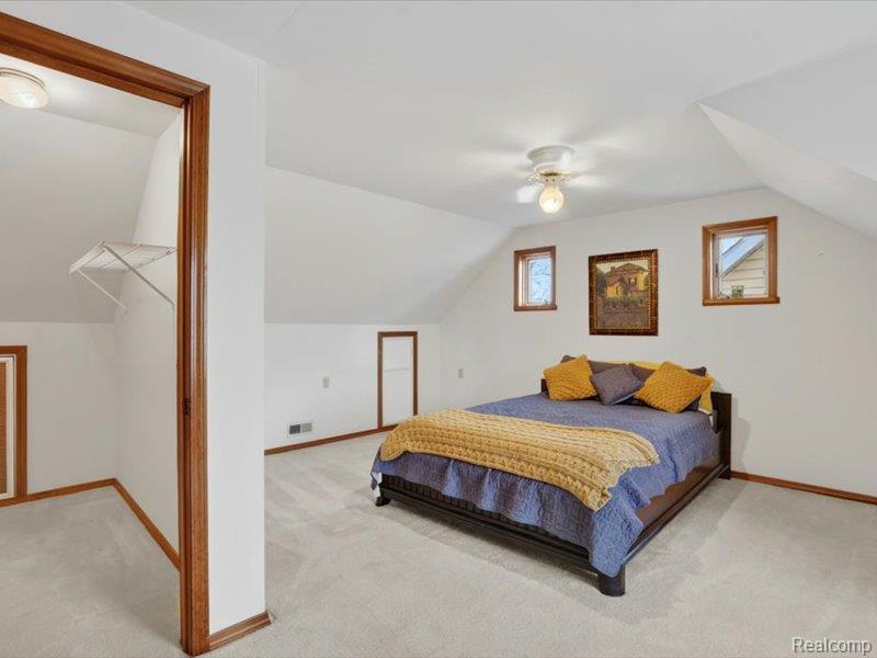 5081 Vines Road Property Photo 35