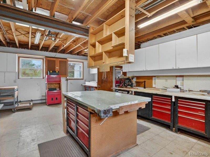 5081 Vines Road Property Photo 53