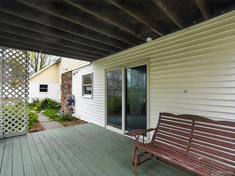 5081 Vines Road Property Photo 59