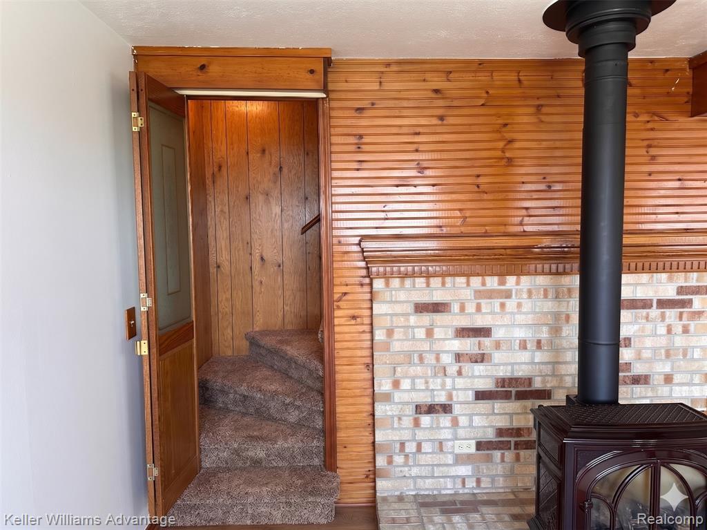 2800 E Booth Road Property Photo 14