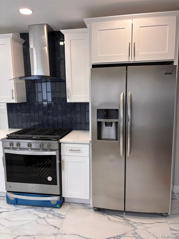 5797 E Outer Drive Property Photo 14
