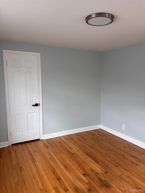 5797 E Outer Drive Property Photo 18