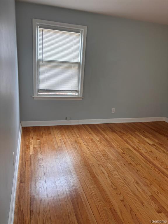 5797 E Outer Drive Property Photo 19