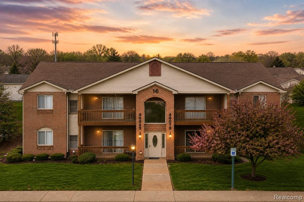 46075 Tallgrass Court
