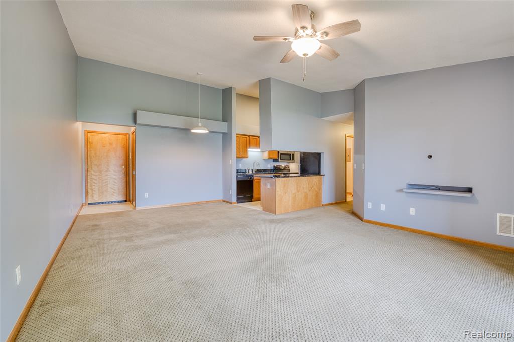 46075 Tallgrass Court Property Photo 15