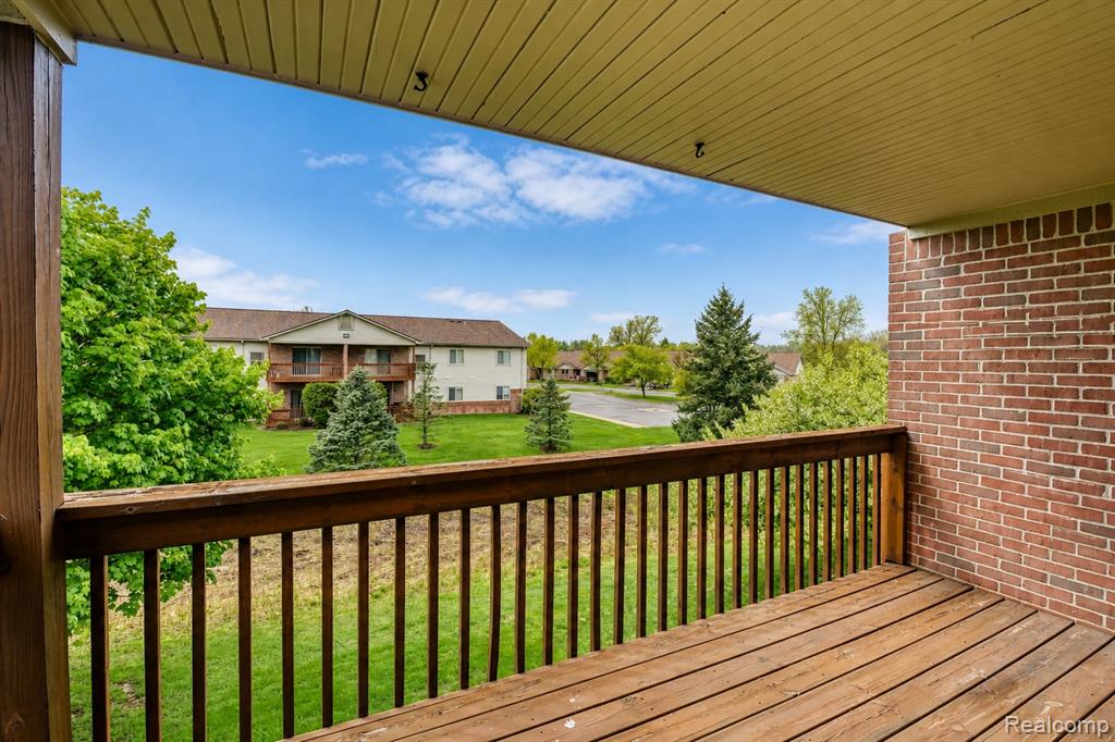 46075 Tallgrass Court Property Photo 25