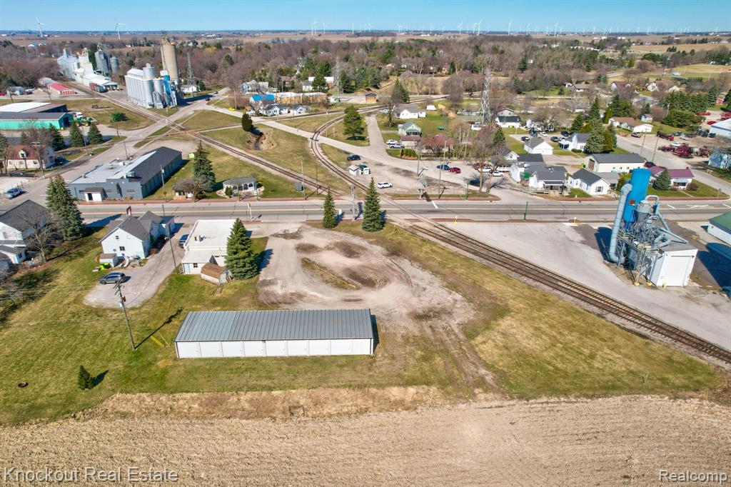 9739 Saginaw Street Property Photo 31
