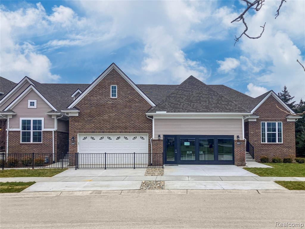 9937 Crossview Trail Property Photo 1