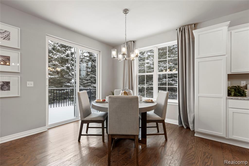 9937 Crossview Trail Property Photo 4