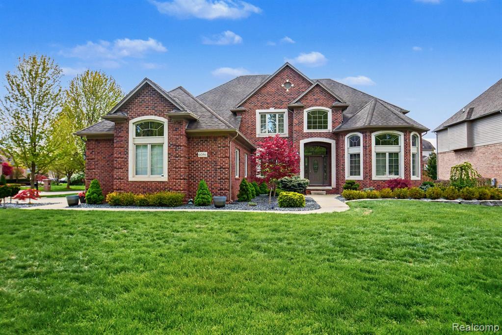 6086 Admiral Court Property Photo 1