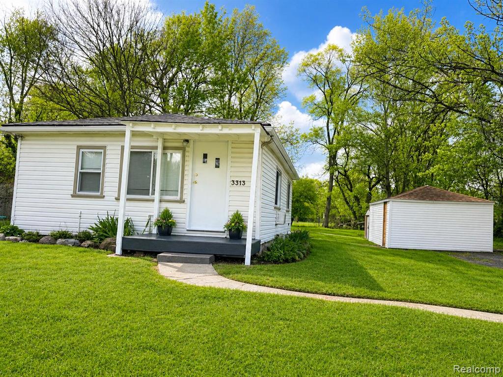 3313 Dallas Avenue Property Photo 1