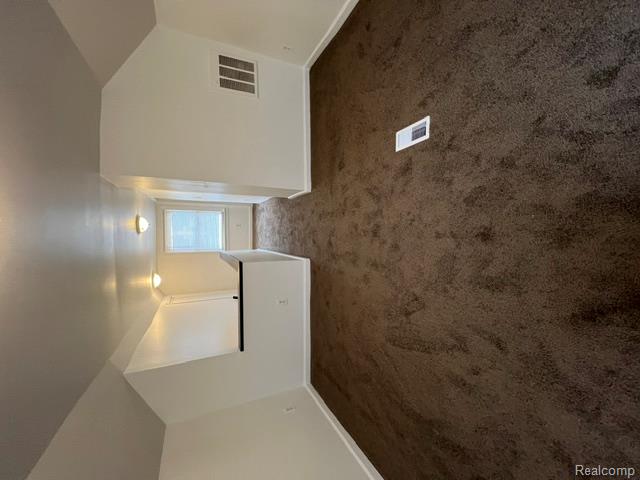 8620 Rosemont Avenue Property Photo 6