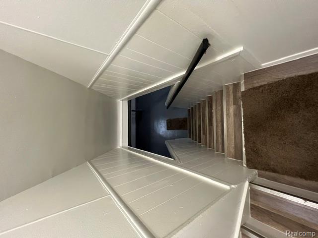 8620 Rosemont Avenue Property Photo 10