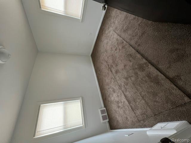 8620 Rosemont Avenue Property Photo 12