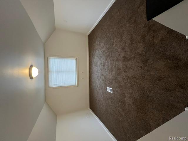 8620 Rosemont Avenue Property Photo 13