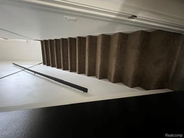 8620 Rosemont Avenue Property Photo 16