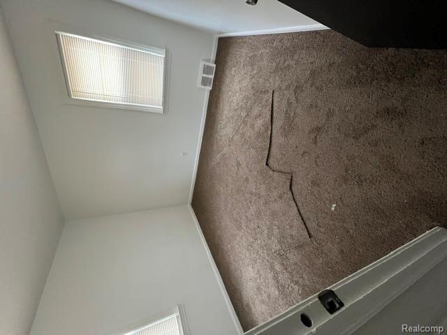 8620 Rosemont Avenue Property Photo 20