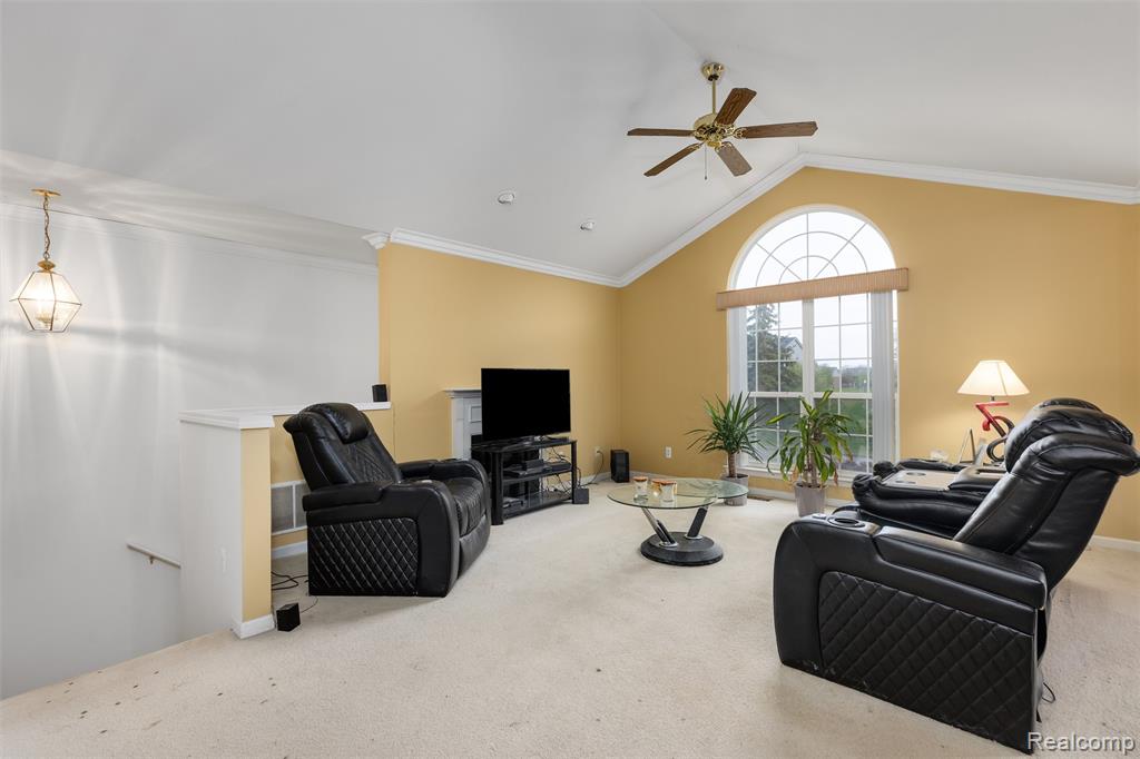 51745 Adler Park Drive Property Photo 4