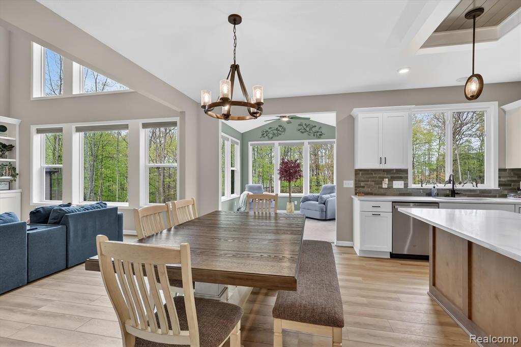 3262 Barett Ridge Property Photo 18