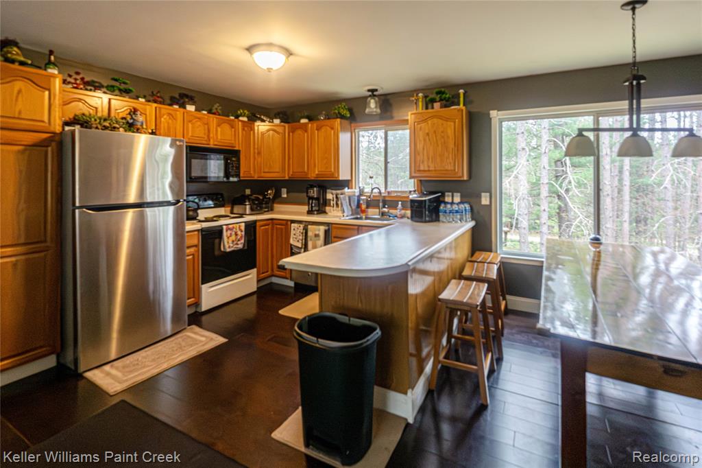 228 Clearview Drive Property Photo 7