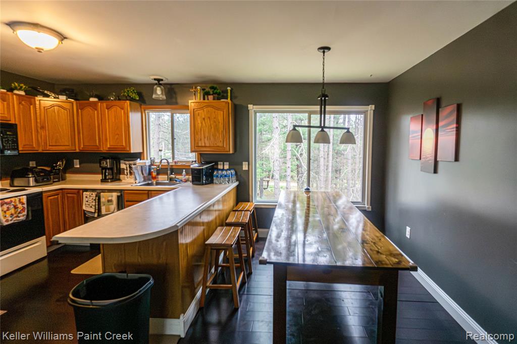 228 Clearview Drive Property Photo 8