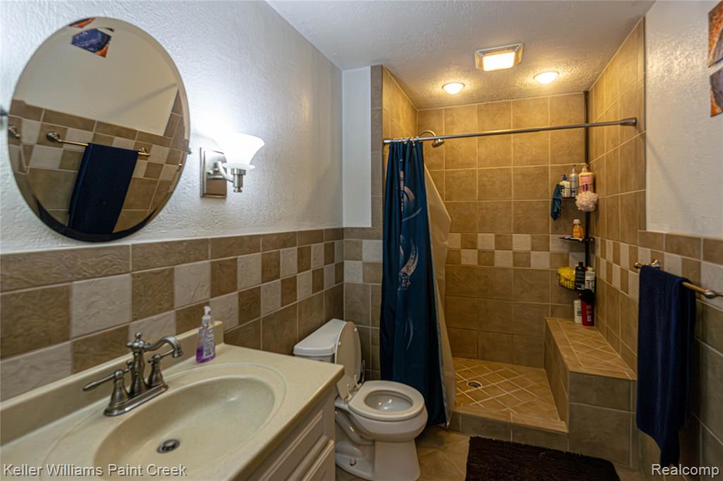 228 Clearview Drive Property Photo 15