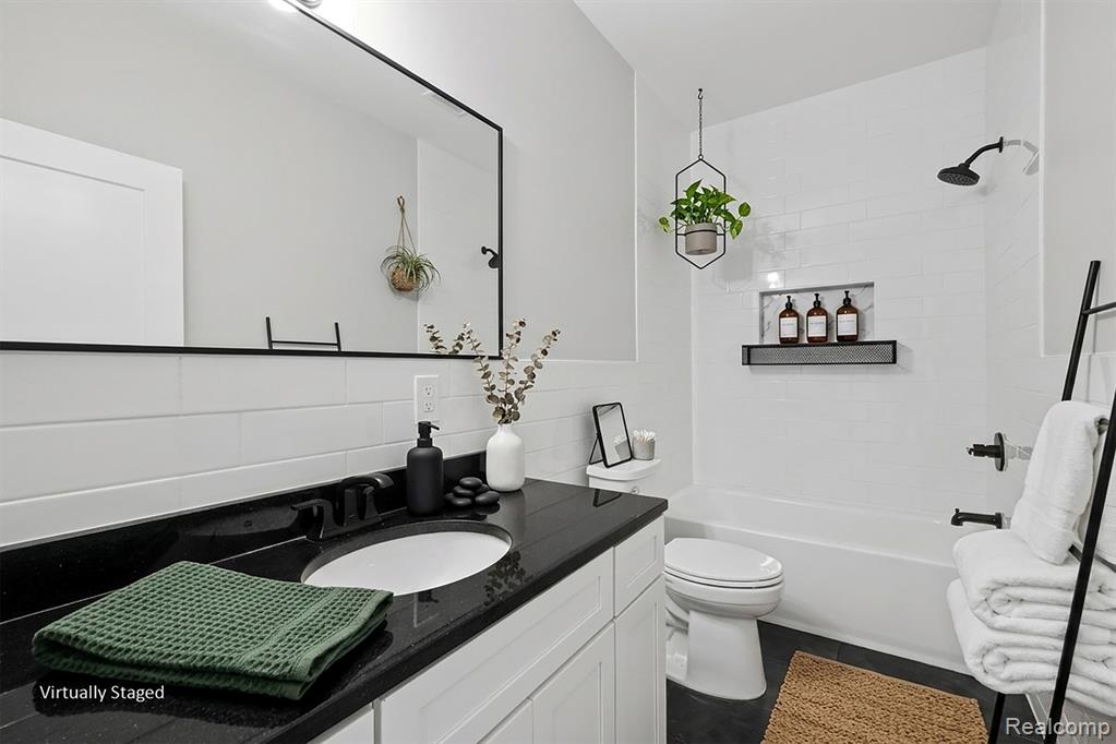 17311 Timber Creek Property Photo 11