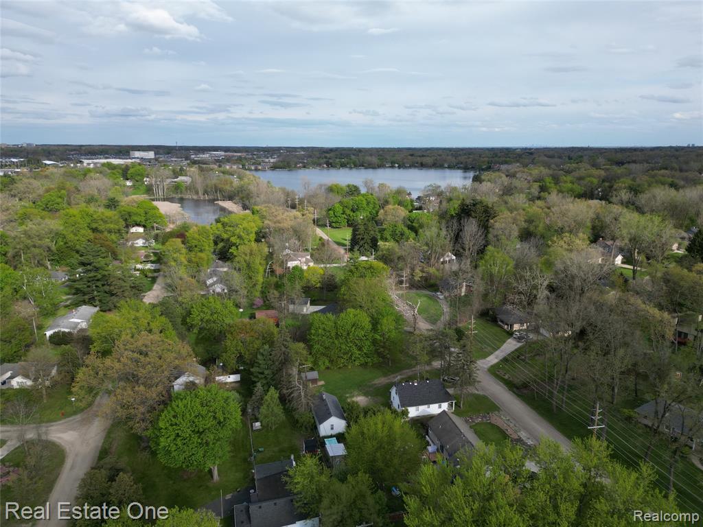 1850 + 1852 Ward Road Property Photo 45