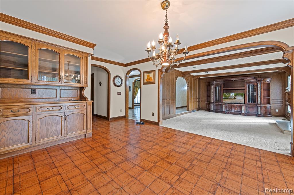 38219 Santa Anna Street Property Photo 17
