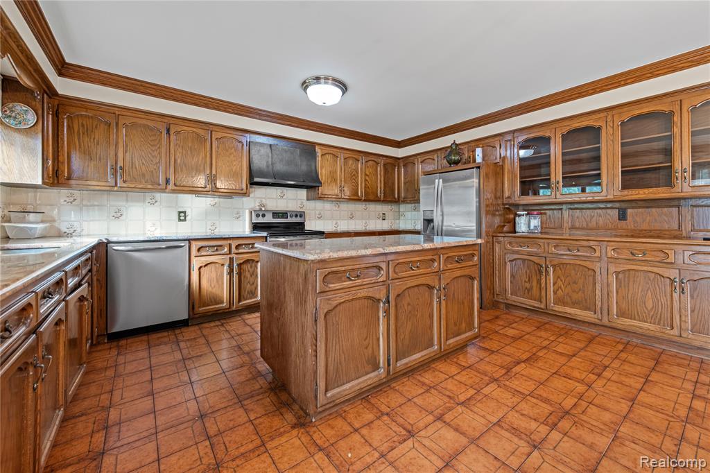 38219 Santa Anna Street Property Photo 18