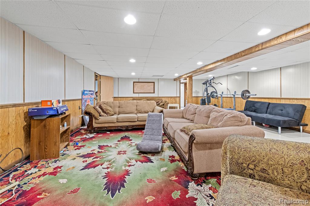 38219 Santa Anna Street Property Photo 24