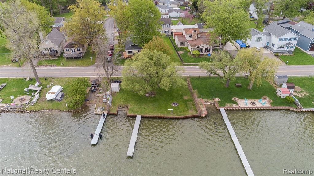 903 S. Lake Drive Property Photo 14