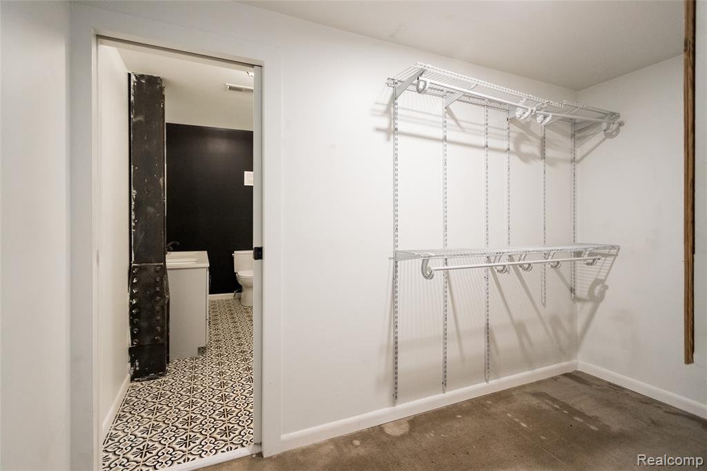 2987 Franklin Street Property Photo 16