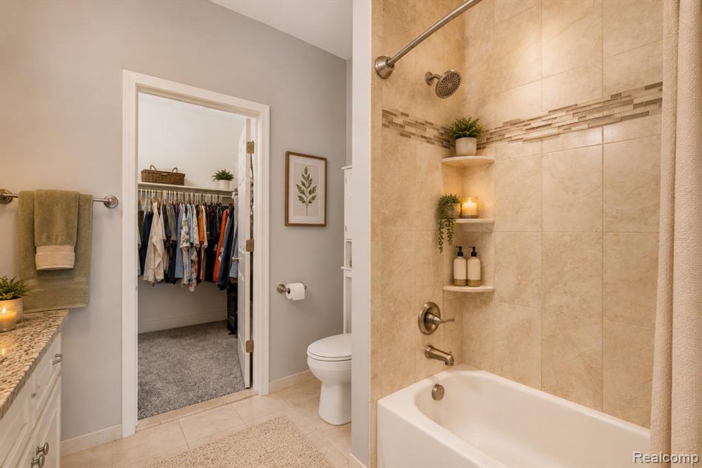 1745 Welland Street Property Photo 11