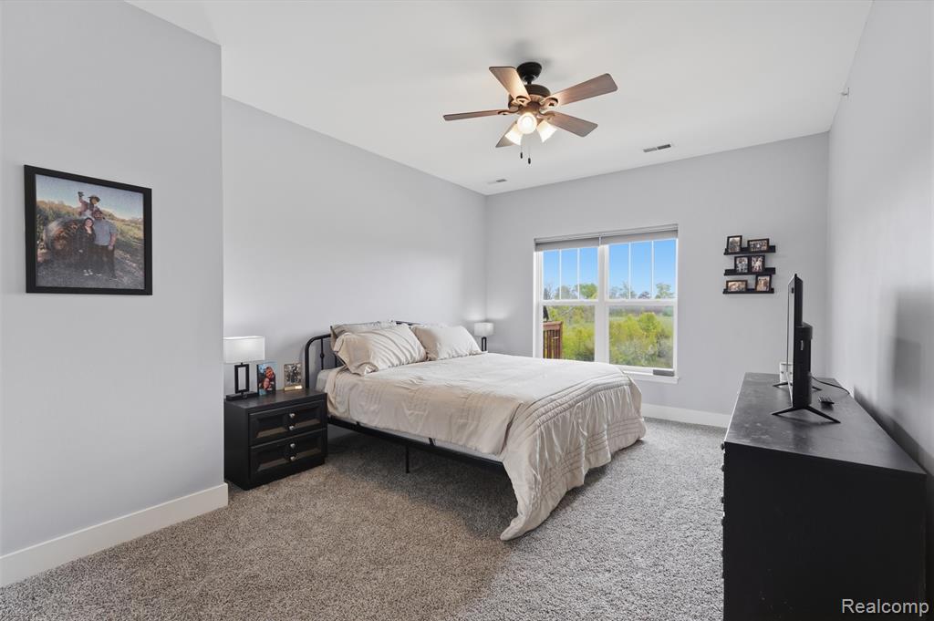 1745 Welland Street Property Photo 19