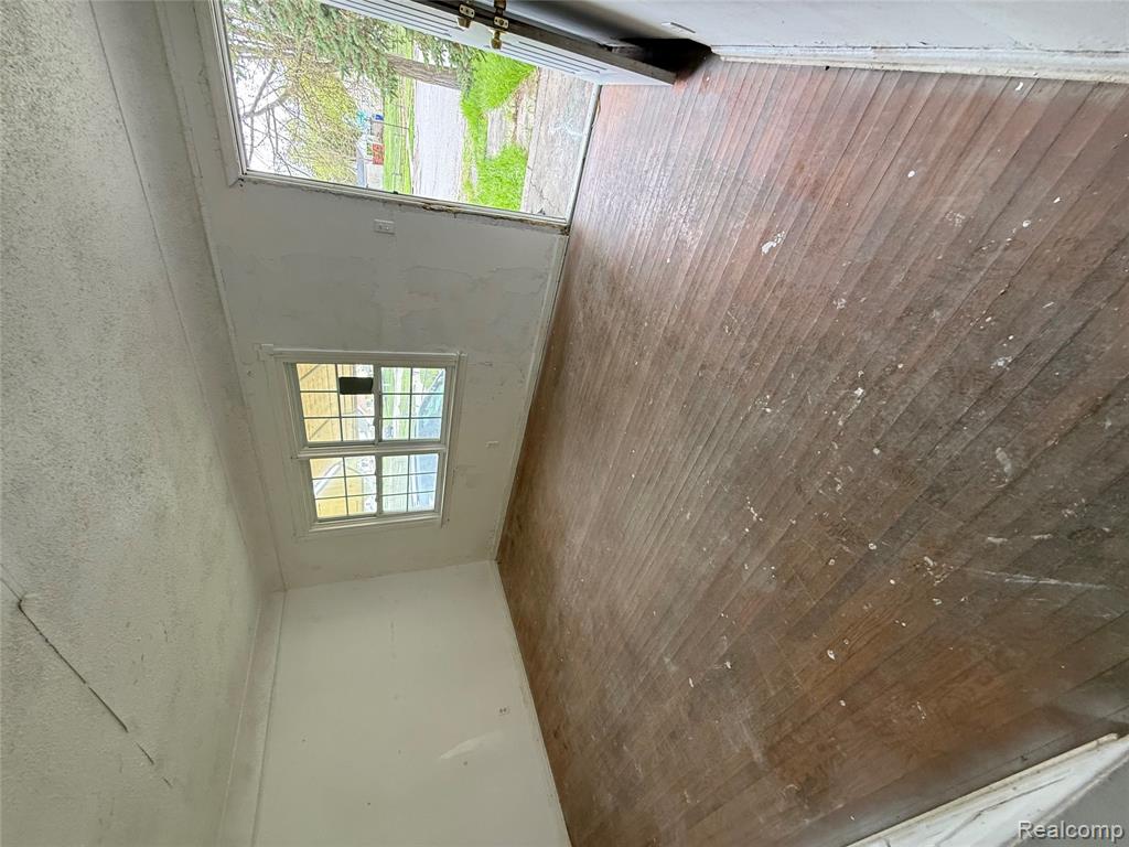 3218 Trumbull Avenue Property Photo 7