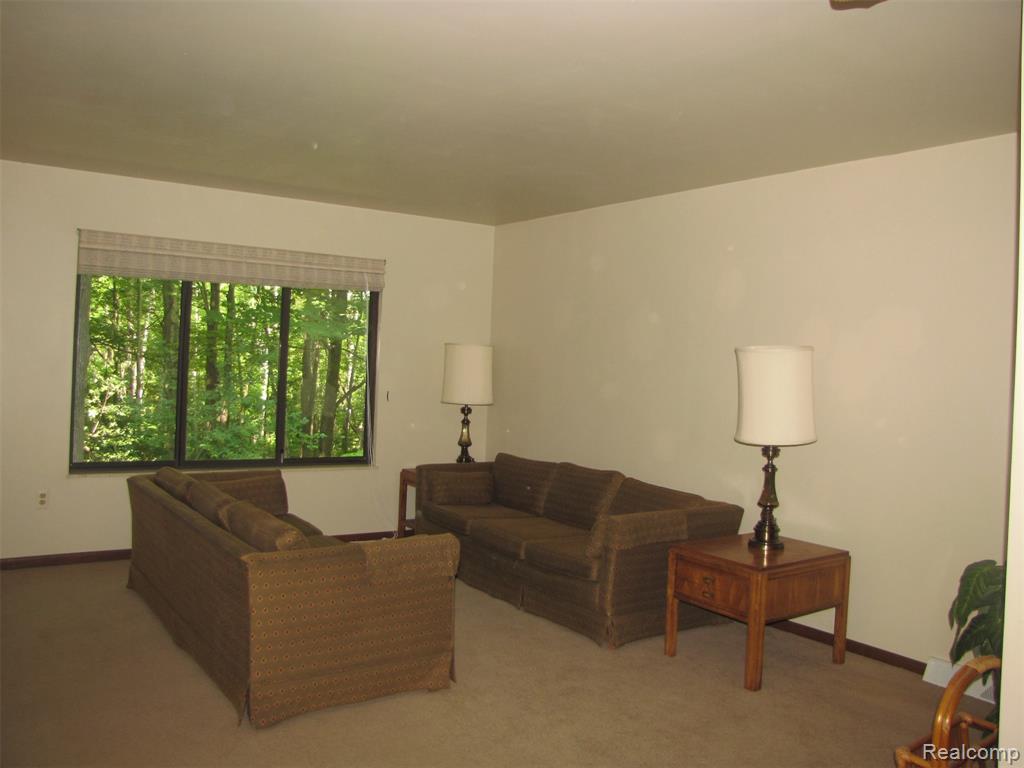 1576 Pine Knoll Lane Property Photo 6