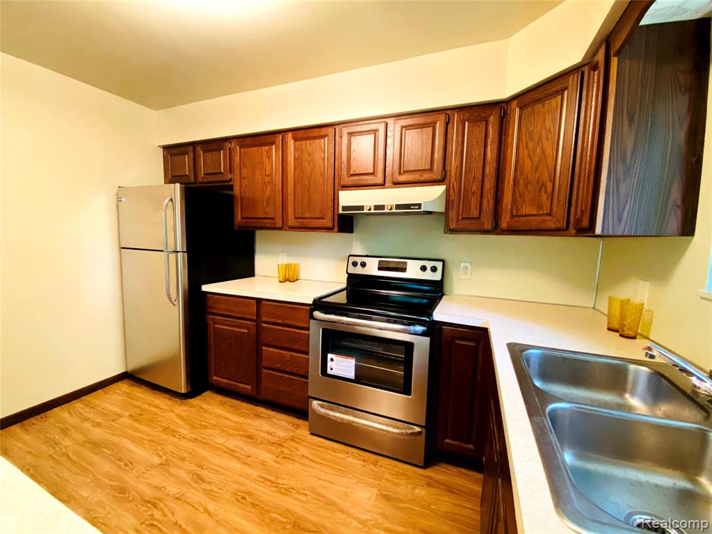 1576 Pine Knoll Lane Property Photo 8